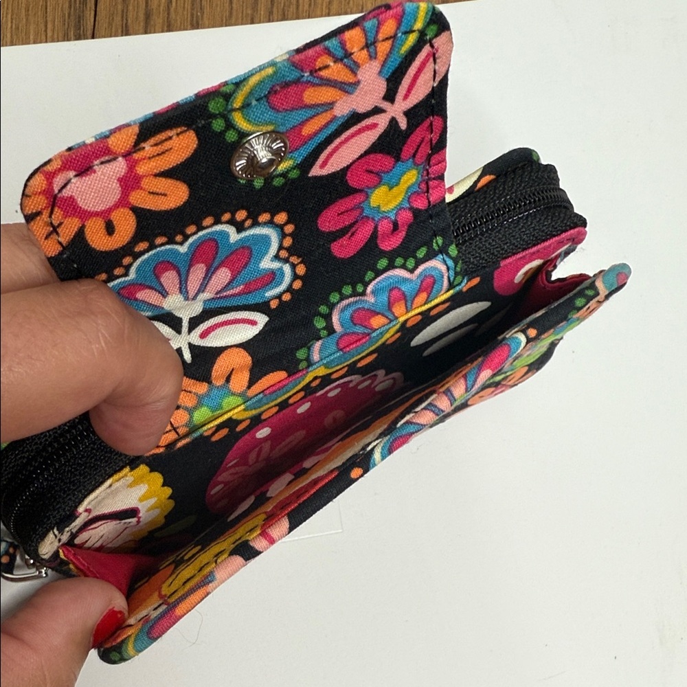 Disney Vera Bradley  Floral Wristlet Wallet Disney Collection - Picture 7 of 9
